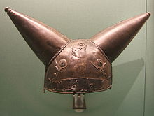 https://upload.wikimedia.org/wikipedia/commons/thumb/9/94/Celtic_Horned_Helmet_I-IIBC_British-Museum.jpg/220px-Celtic_Horned_Helmet_I-IIBC_British-Museum.jpg